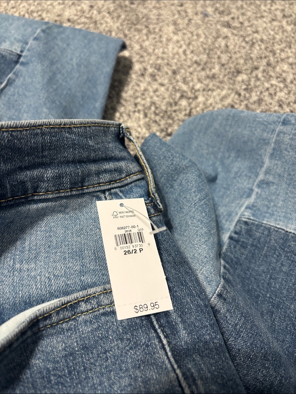 NWT Gap Denim 70’s Flare High Rise Patchwork Jeans 26/2P - Picture 8 of 9